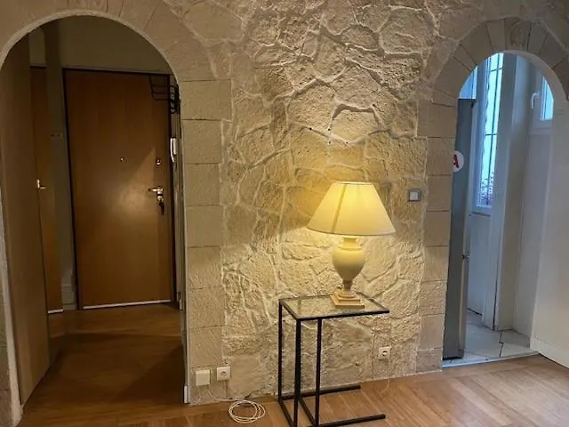 Appartement Charmant A Paris 20 Eme France
